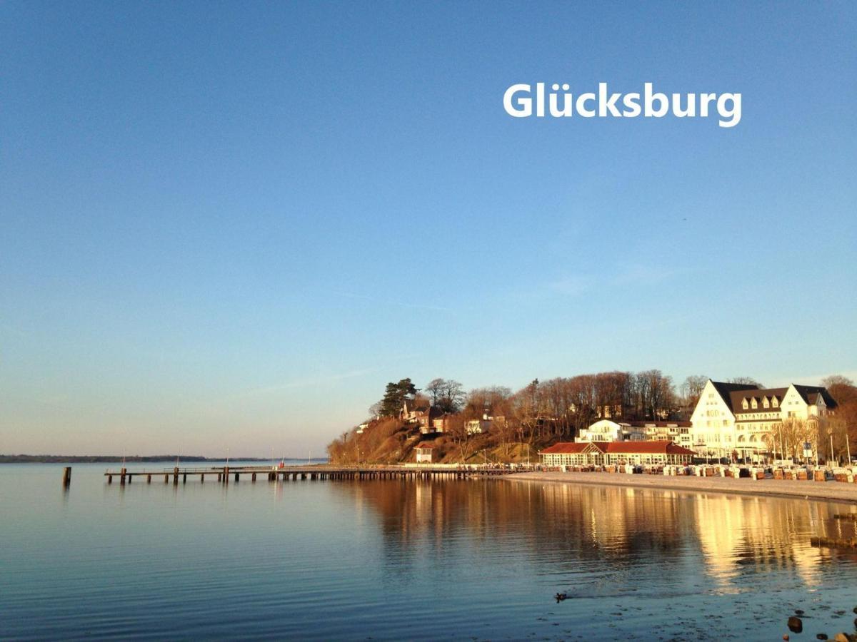 Seeblick I - Geraeumige 90Qm - Ganzes Haus - 50M Zum Naturstrand - Mit Terrasse Und Grossem Garten - Kueche Neu Glücksburg Buitenkant foto